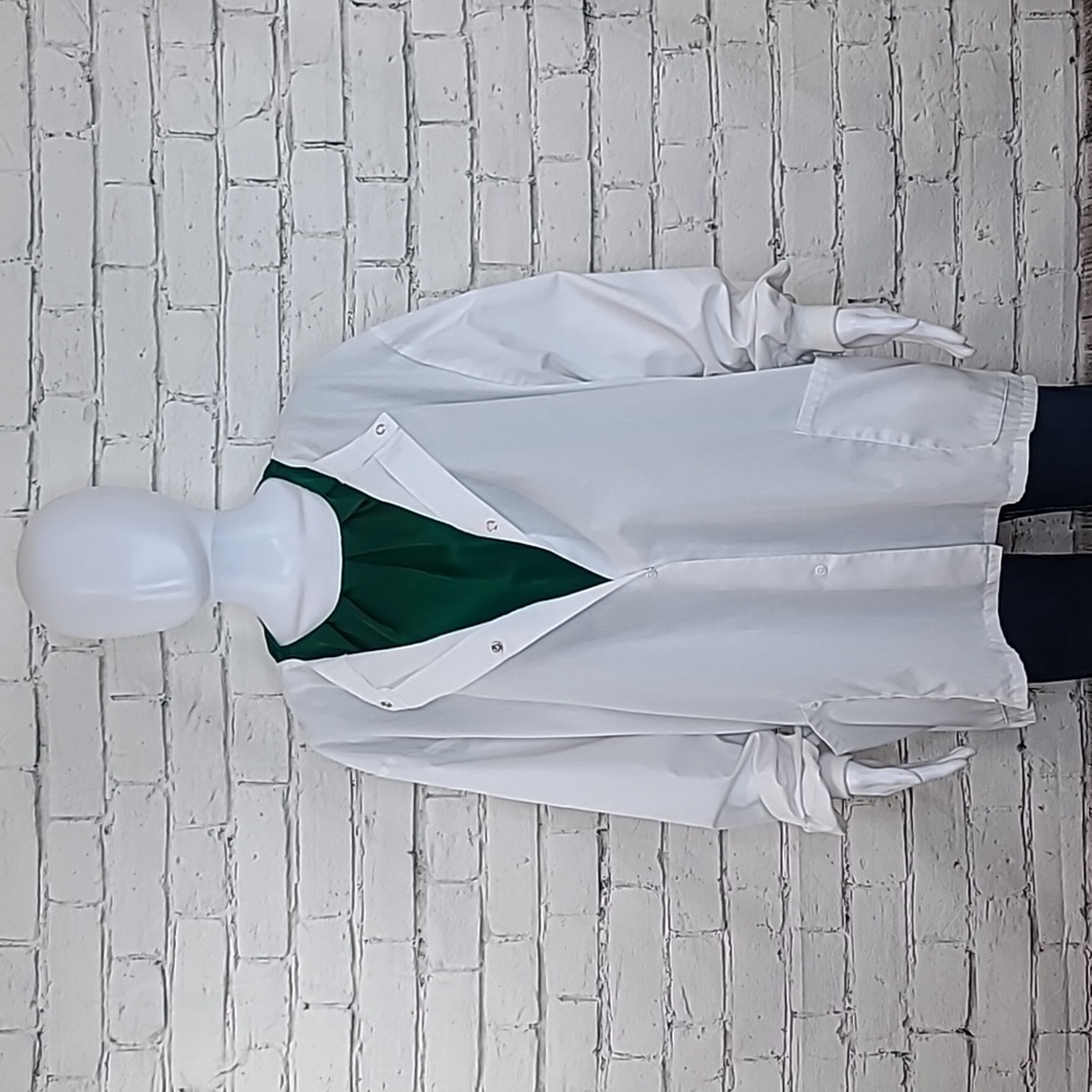 Simply Basic Long Sleeve 2-Pocket Round Neck Snap… - image 1